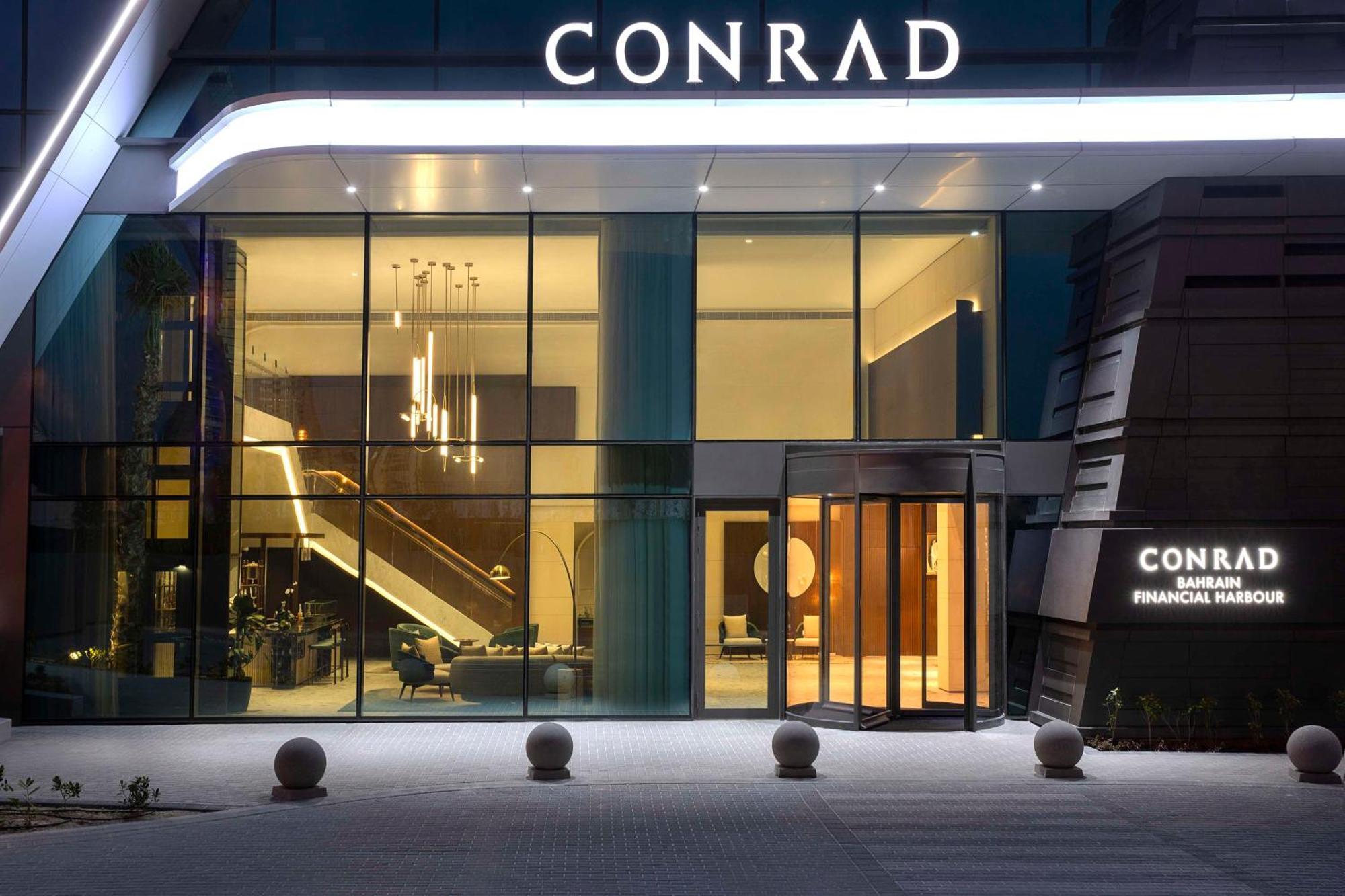 Conrad Bahrain Financial Harbour Hotel Al-Manamah Bagian luar foto